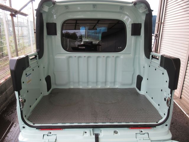 Daihatsu HIJET VAN 2022-05 3147-9