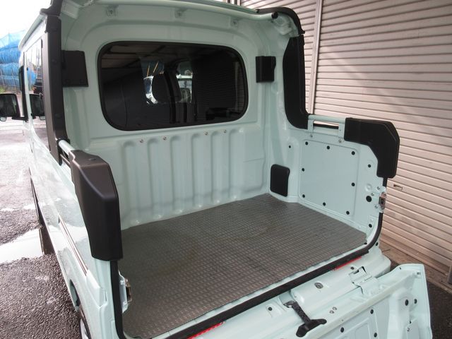 Daihatsu HIJET VAN 2022-05 3147-11