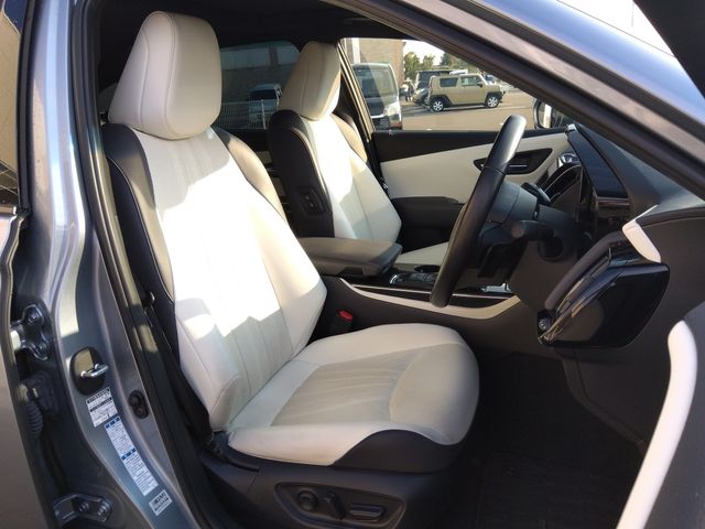 Toyota CROWN SEDAN 2019-06 181507-8