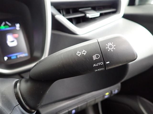 Toyota COROLLA TOURING 2021-10 15092-19