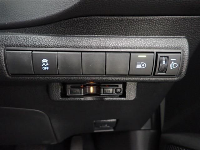 Toyota COROLLA TOURING 2021-10 15092-18