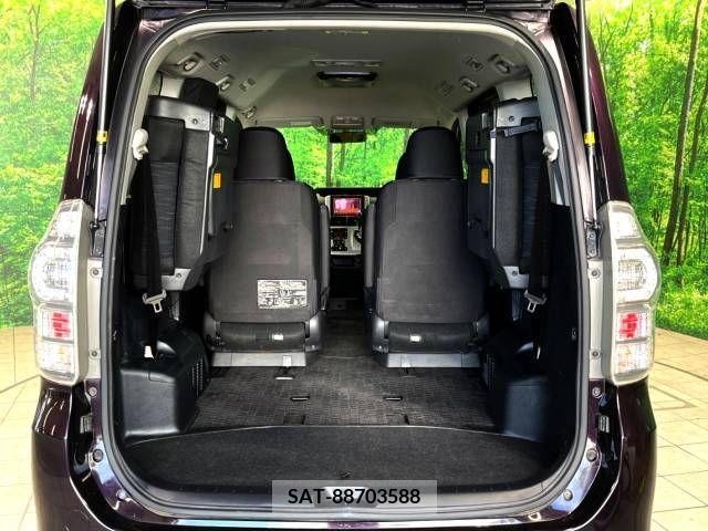 Toyota VOXY 2011-01 321320-12