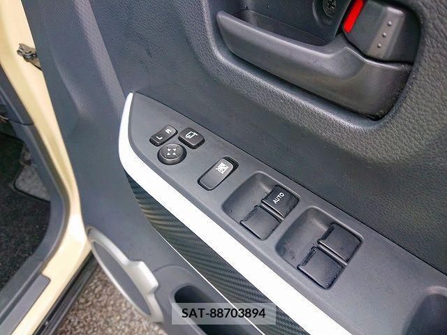 Suzuki HUSTLER 2017-06 217824-24