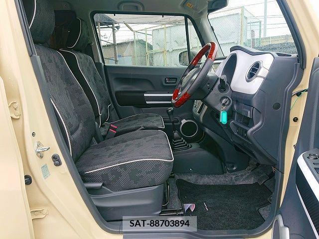 Suzuki HUSTLER 2017-06 217824-12