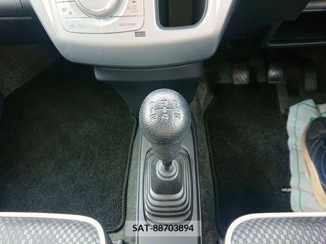 Suzuki HUSTLER 2017-06 217824-19