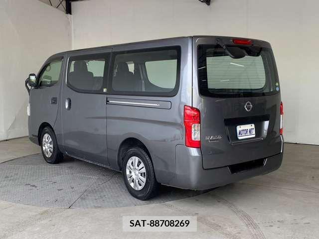 Nissan NV350 Caravan 2018-01 281472-13