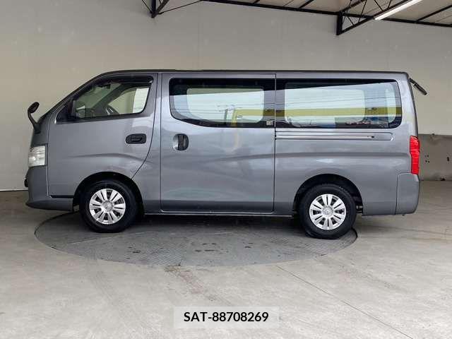 Nissan NV350 Caravan 2018-01 281472-14