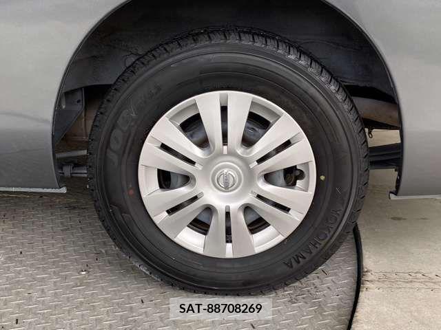 Nissan NV350 Caravan 2018-01 281472-15