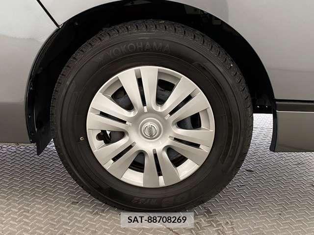 Nissan NV350 Caravan 2018-01 281472-17