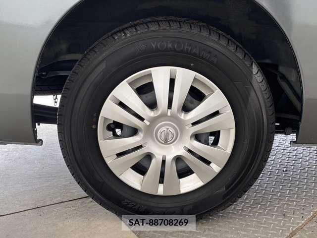 Nissan NV350 Caravan 2018-01 281472-18