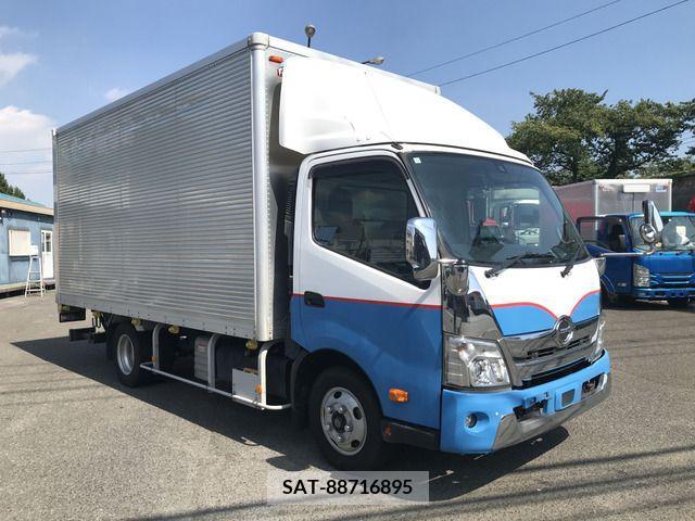 Hino DUTRO 2019-11 359482-3