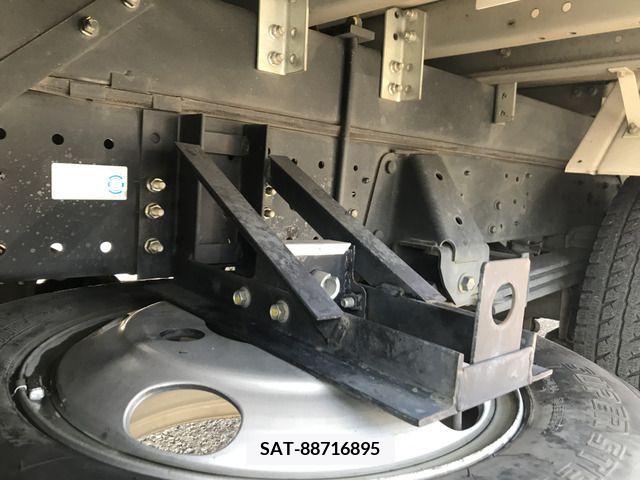 Hino DUTRO 2019-11 359482-18