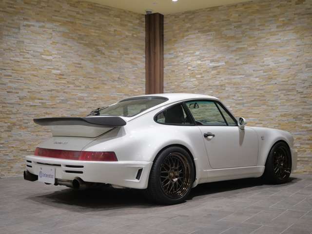 Porsche 911 1991-11 4374-7