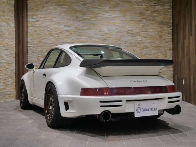 Porsche 911 1991-11 4374-10