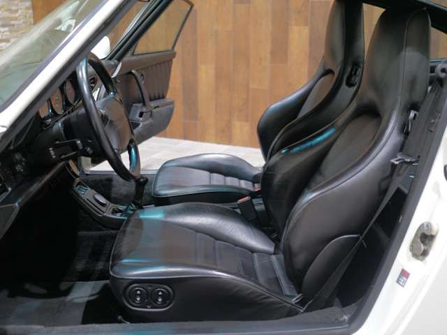 Porsche 911 1991-11 4374-16