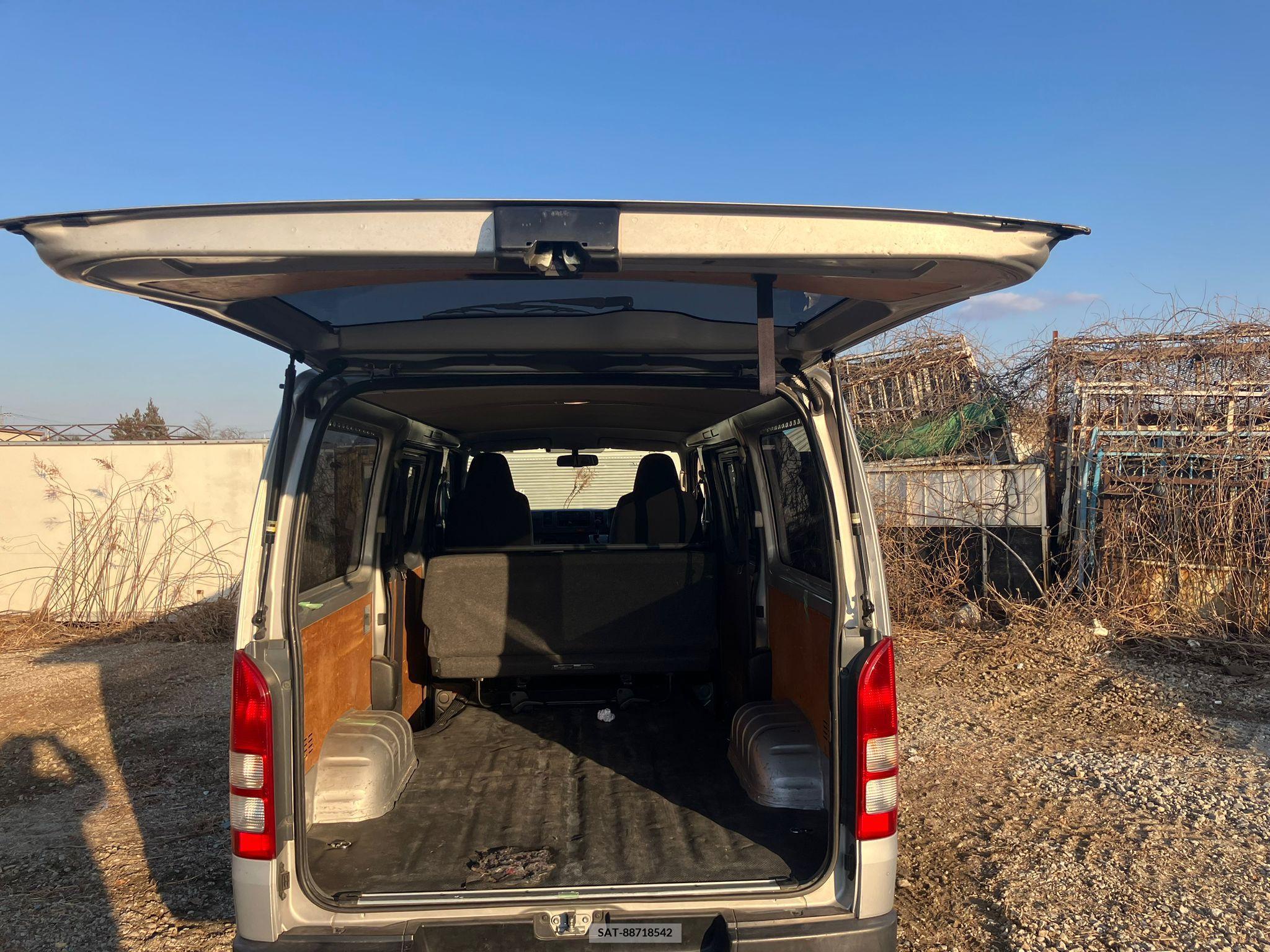 Toyota REGIUS VAN 2017-05 257697-14