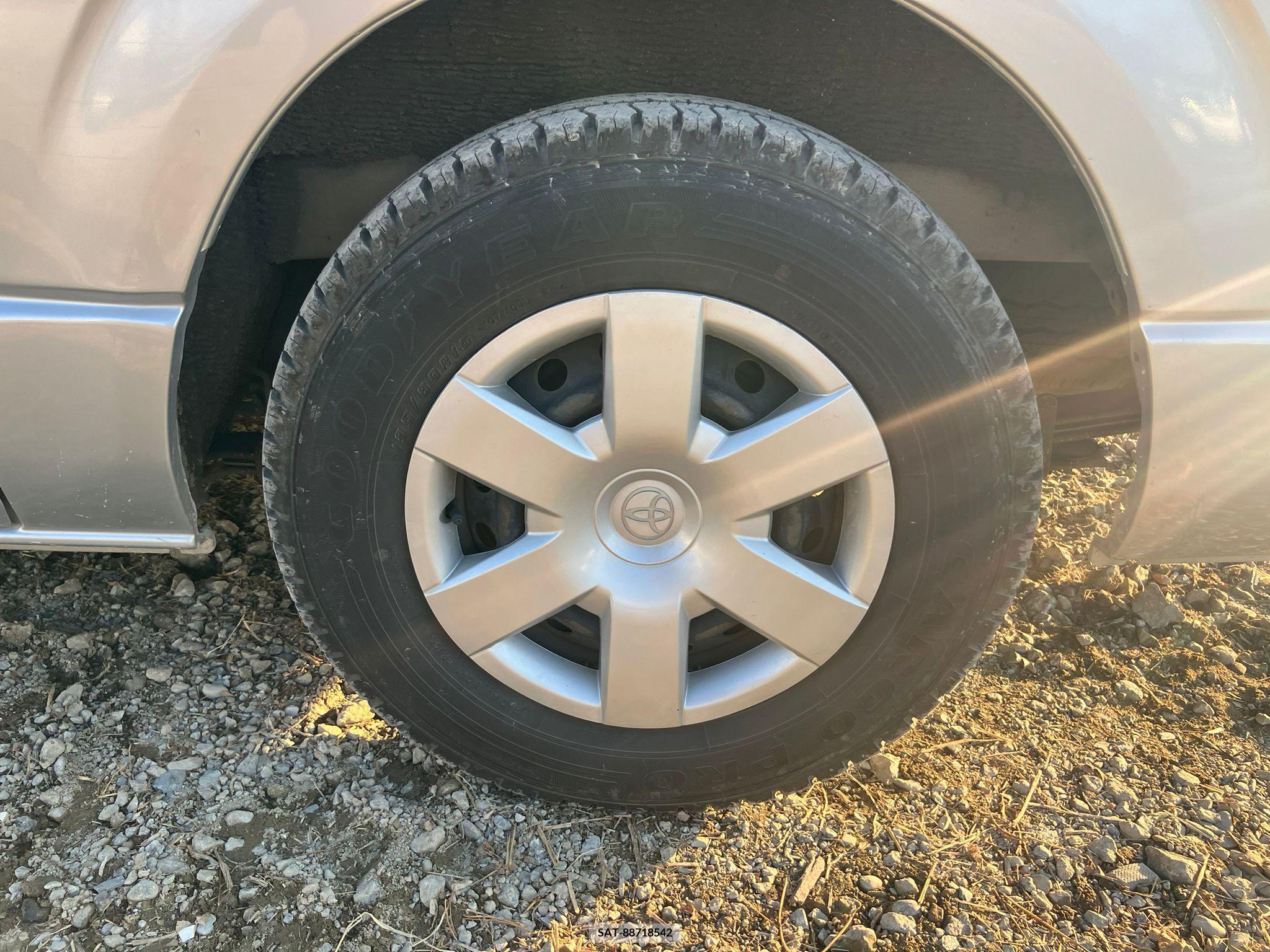 Toyota REGIUS VAN 2017-05 257697-16