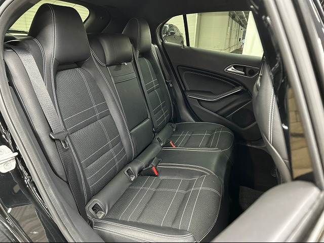 Mercedes Benz GLA-CLASS 2014-10 19234-3