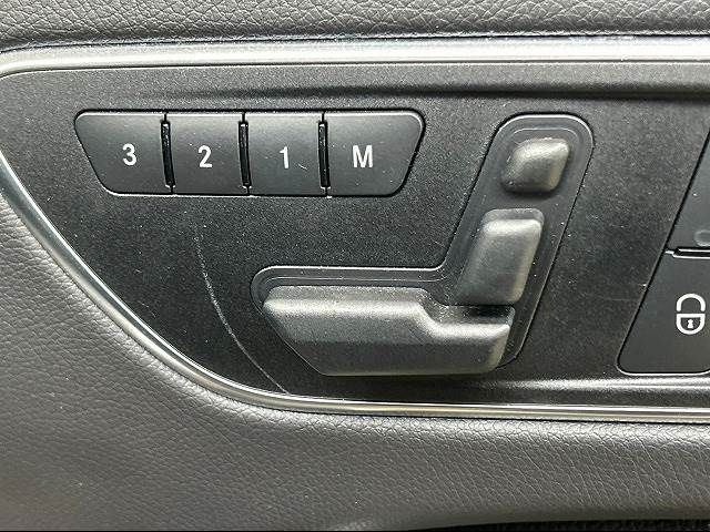 Mercedes Benz GLA-CLASS 2014-10 19234-8
