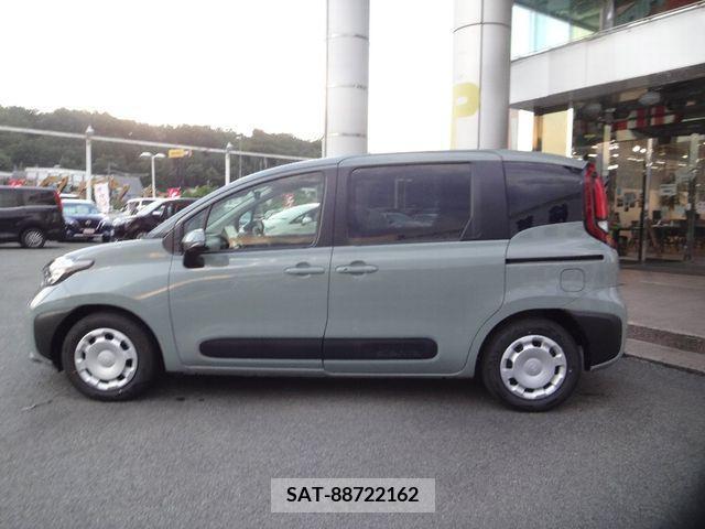 Toyota SIENTA 2023-05 313275-3