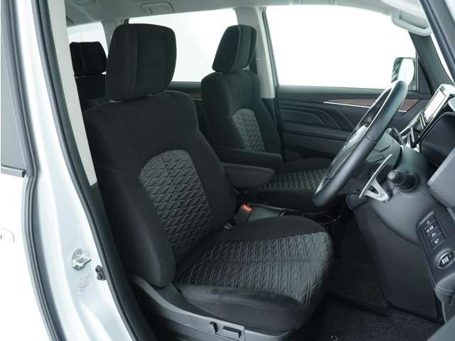 Mitsubishi DELICA D5 2022-03 2272-5