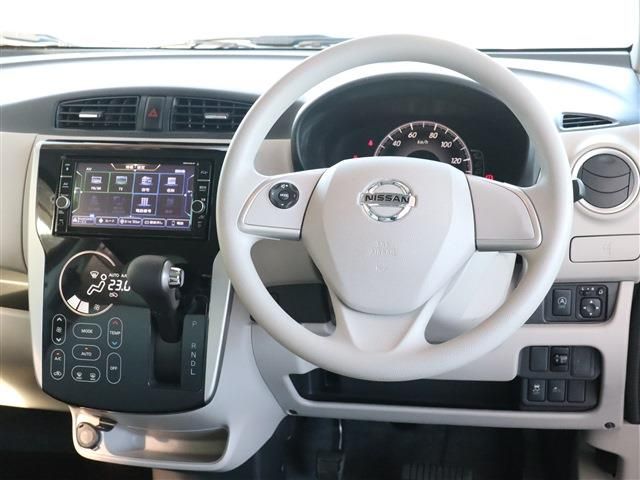 Nissan DAYZ 2018-10 195558-10