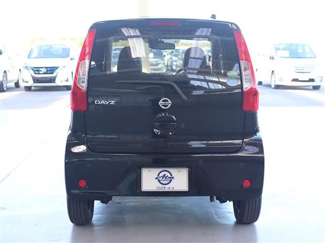 Nissan DAYZ 2018-10 195558-4
