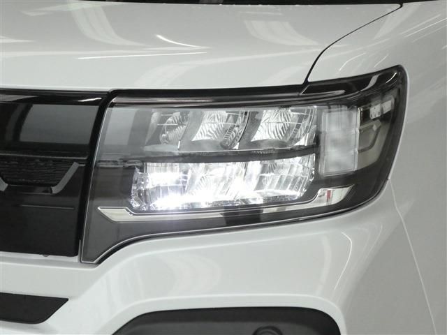 Daihatsu TANTO 2023-02 16075-24