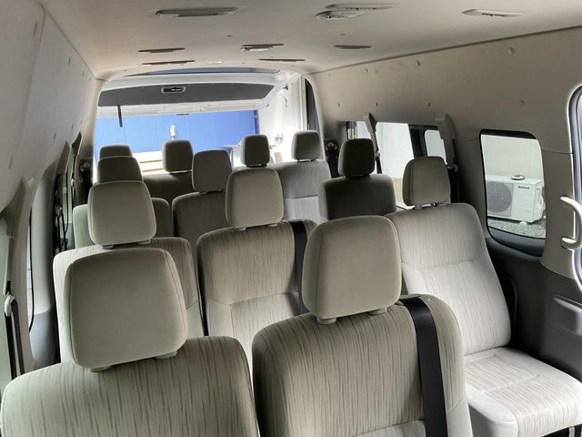 Nissan NV350 Caravan Microbus 2020-02 4143-14