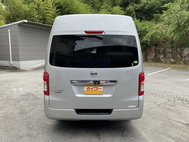 Nissan NV350 Caravan Microbus 2020-02 4143-28