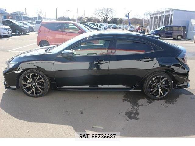 Honda CIVIC 2018-01 222522-8