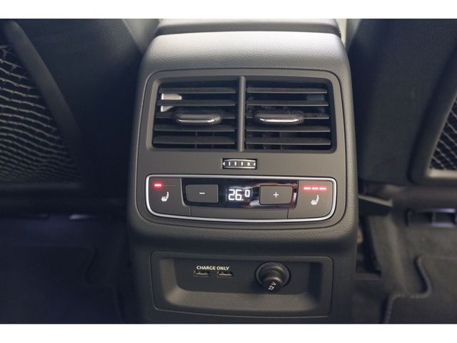 Audi A4 2021-03 11209-26