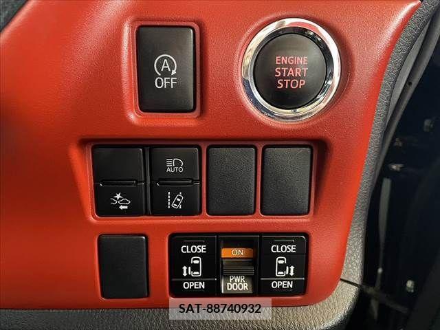 Toyota VOXY 2018-03 253567-5