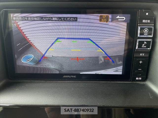 Toyota VOXY 2018-03 253567-3