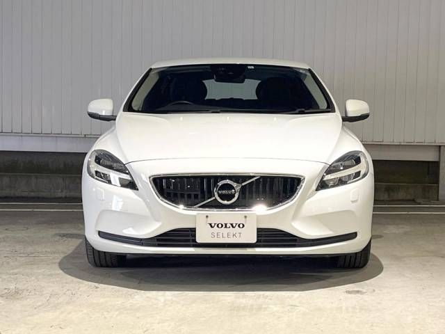 Volvo V40 2016-12 184771-17
