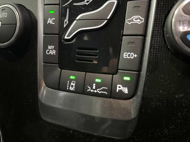 Volvo V40 2016-12 184771-6