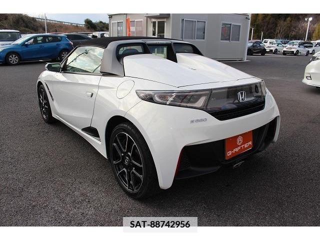 Honda S660 2020-03 372447-8