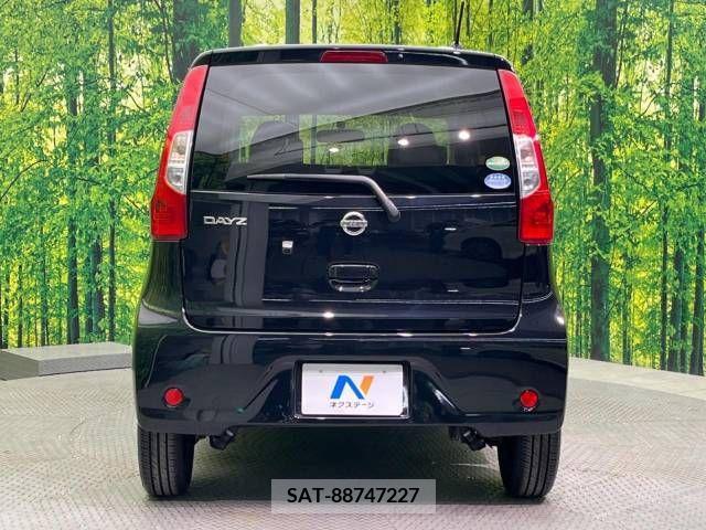 Nissan DAYZ 2016-01 252999-15