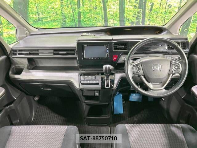 Honda STEP WGN 2016-12 324683-1