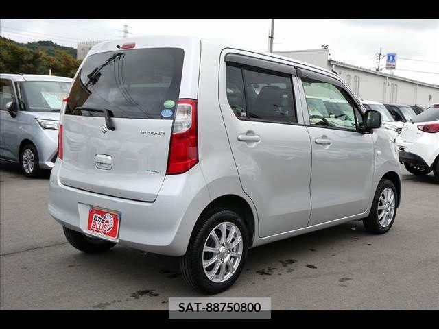Suzuki WAGON R 2014-11 203249-16