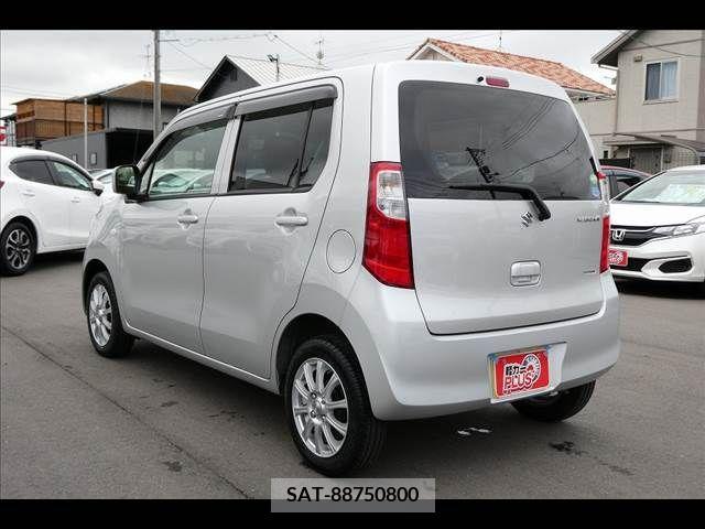Suzuki WAGON R 2014-11 203249-17