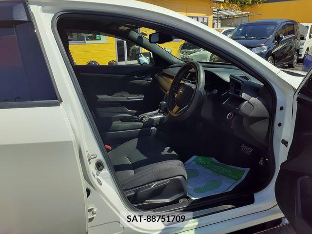 Honda CIVIC 2017-12 302706-1
