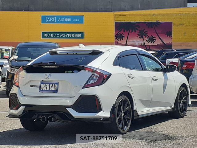 Honda CIVIC 2017-12 302706-2