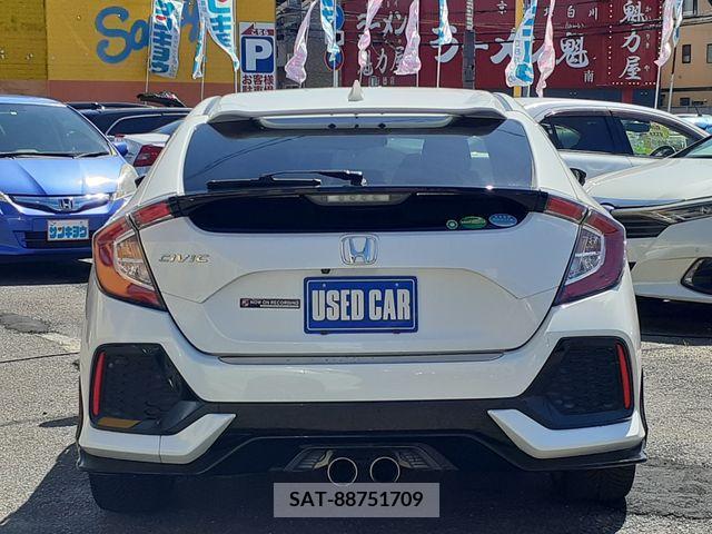 Honda CIVIC 2017-12 302706-9