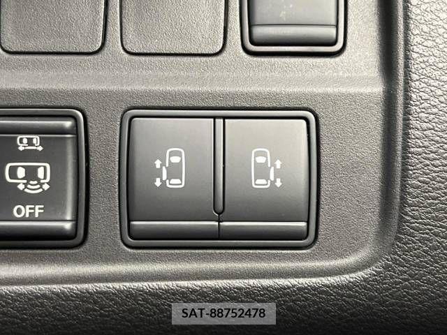 Nissan SERENA 2019-10 325065-5