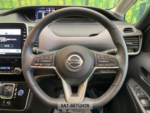 Nissan SERENA 2019-10 325065-11