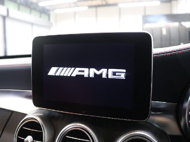 Amg C-CLASS 2018-01 27372-9