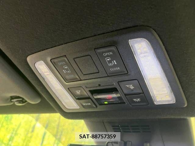 Toyota VOXY 2023-09 333061-4