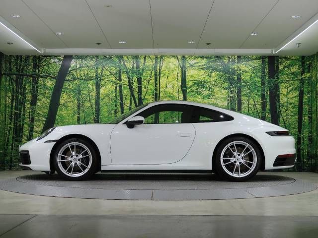 Porsche 911 2020-05 192302-5