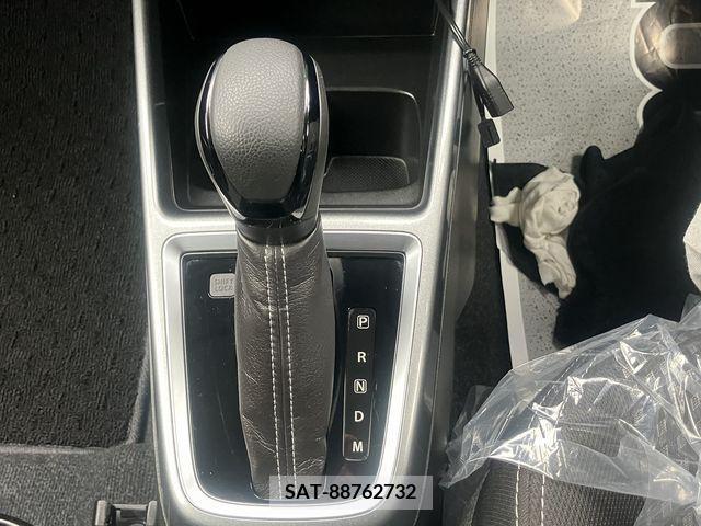 Suzuki SWIFT 2018-03 224056-19